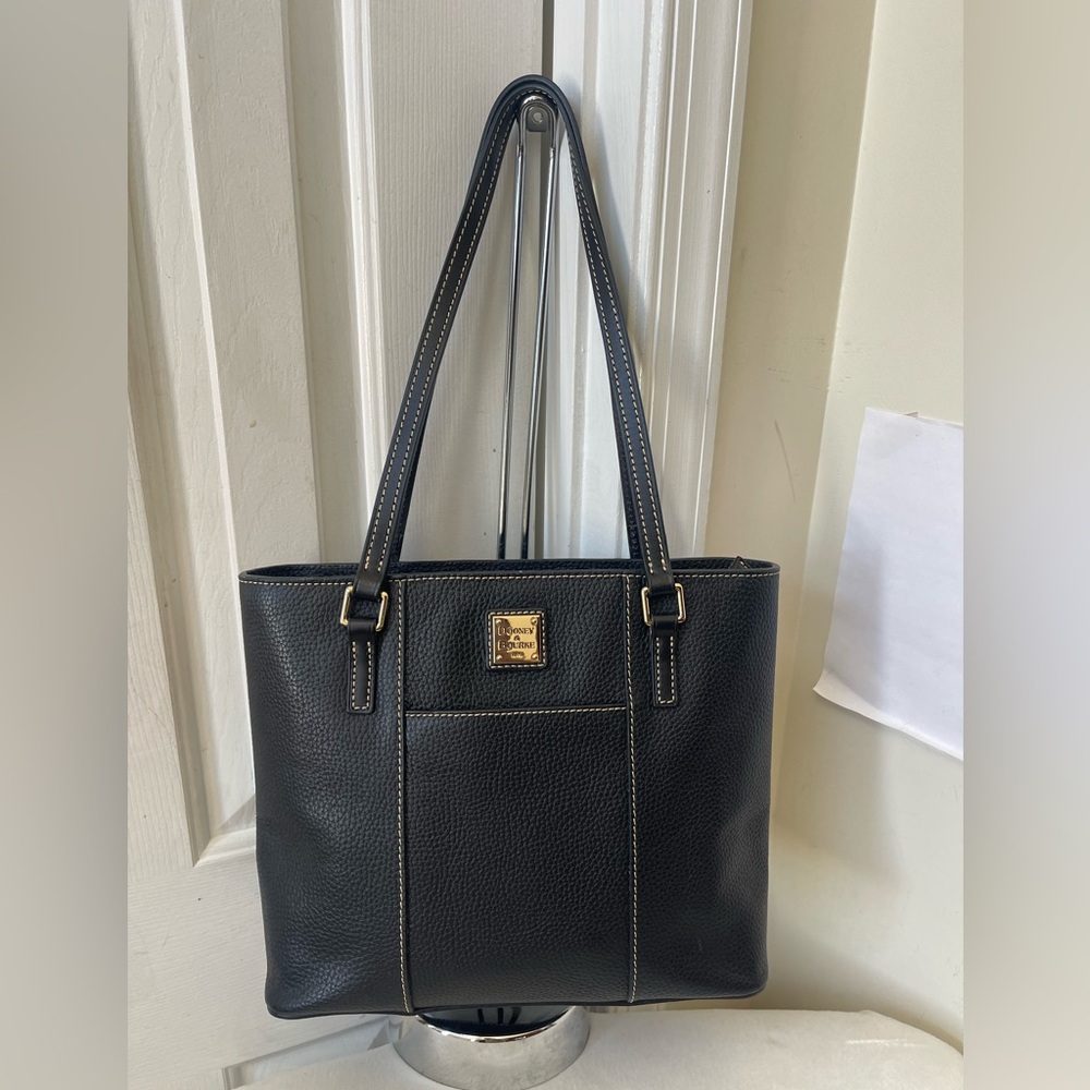Dooney & Bourke Black Pebble Leather Tote EUC